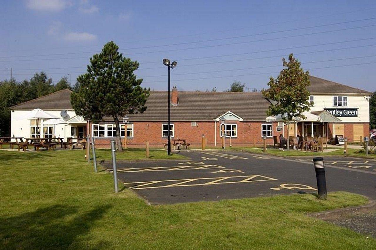 Premier Inn Walsall Exterior foto